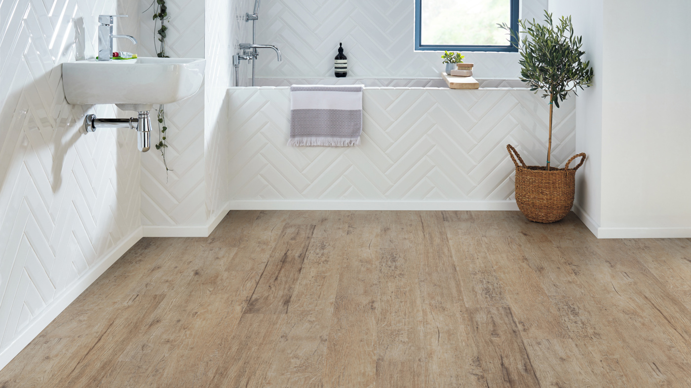 White bathroom with Weathered Oak RCP6532 floors